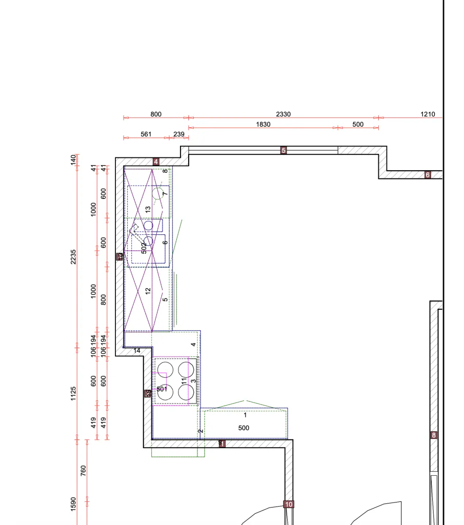 Plan coté de la cuisine en L avec implantation des meubles, de l’évier et de la plaque